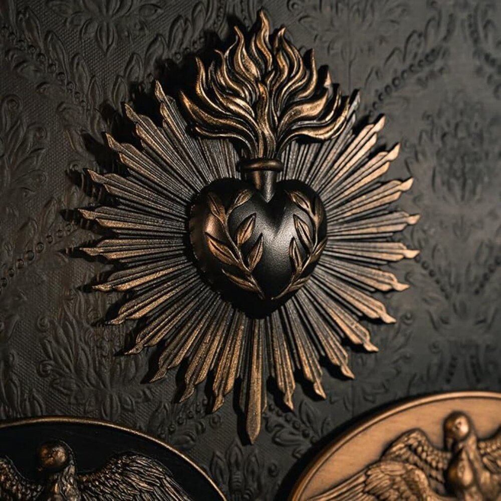 2/30$ Gothic Sacred Heart wall plaque decoration